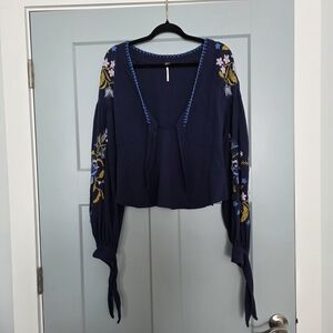 Free People Navy Embroidered Boho Peasant Top Balloon Sleeves M